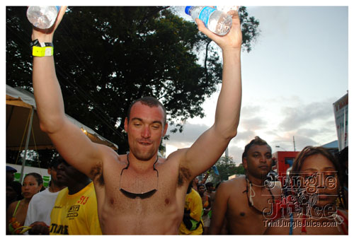 tribe_mon_2008_pt2-127