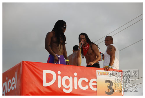 tribe_mon_2008_pt2-171