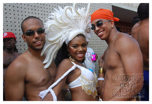 tribe_tue_2008_pt1-043