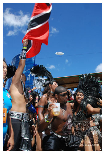 tribe_tue_2008_pt2-097