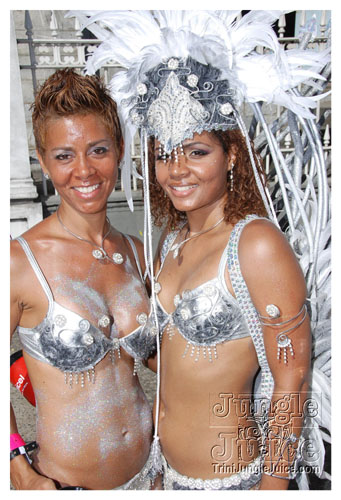 tribe_tue_2008_pt2-192