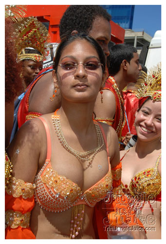 tribe_tue_2008_pt2-203