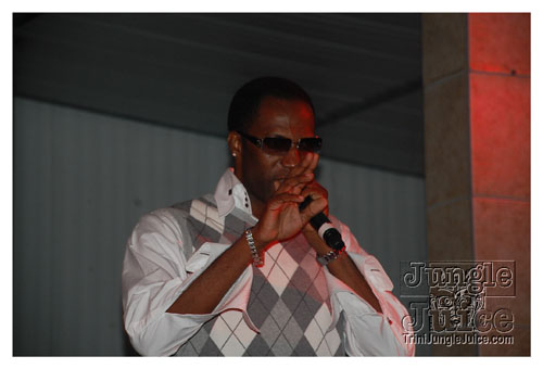 trini_revellers_mas_launch_2k9-107
