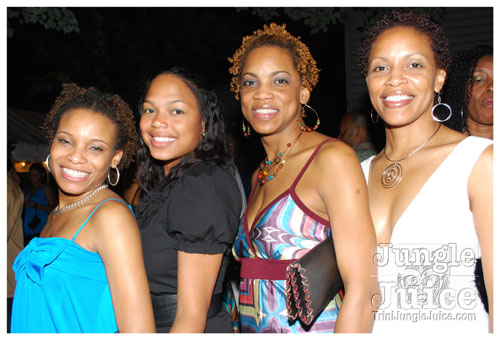 under_the_trees_2008-019