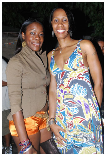 under_the_trees_2008-124