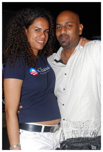 under_the_trees_2008-151