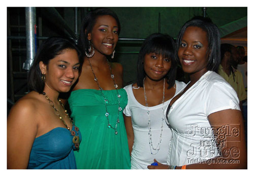 university_splash_2008-040