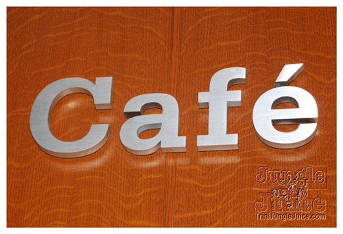 vale_bfast_party_ny_aug30-027