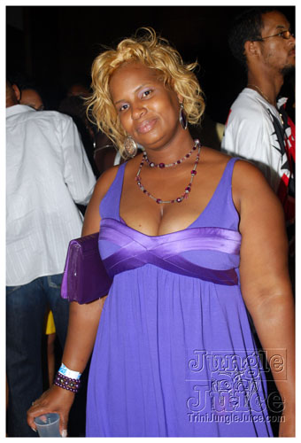 vale_bfast_party_ny_aug30-031