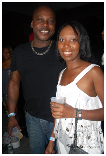 vale_bfast_party_ny_aug30-036