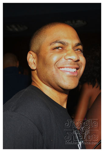 vale_bfast_party_ny_aug30-040