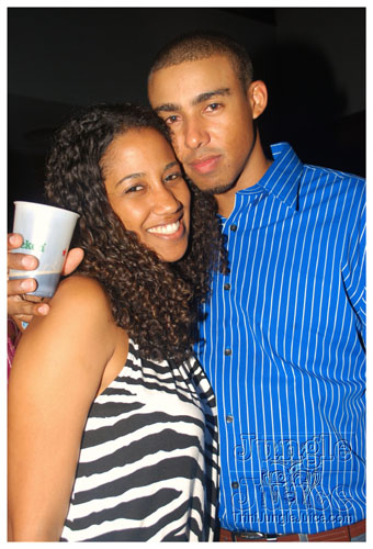 vale_bfast_party_ny_aug30-041