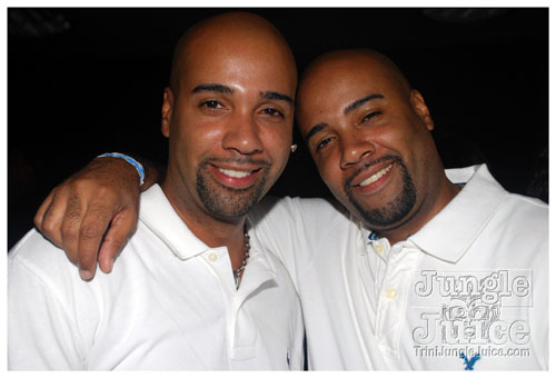 vale_bfast_party_ny_aug30-051