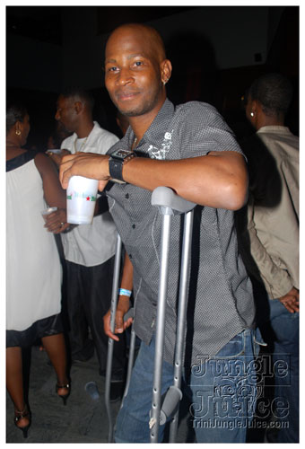 vale_bfast_party_ny_aug30-063