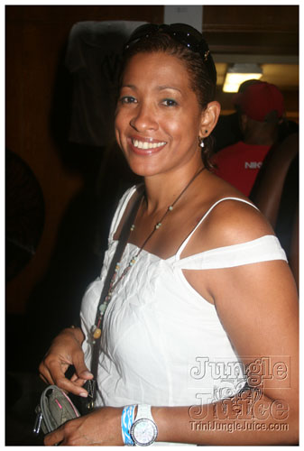 vale_bfast_party_ny_aug30-065