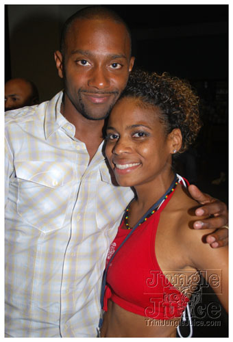 vale_bfast_party_ny_aug30-076