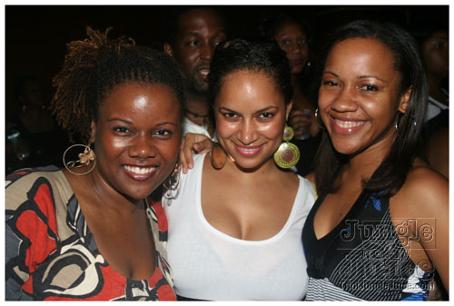 vale_bfast_party_ny_aug30-096