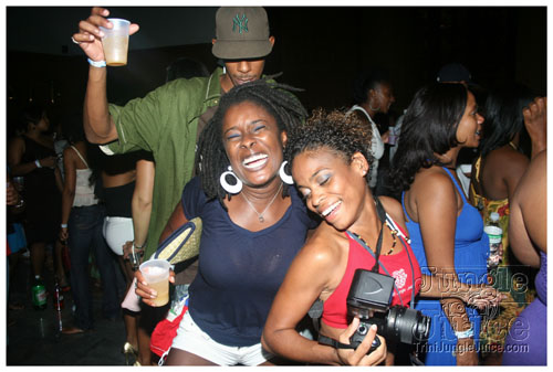 vale_bfast_party_ny_aug30-100