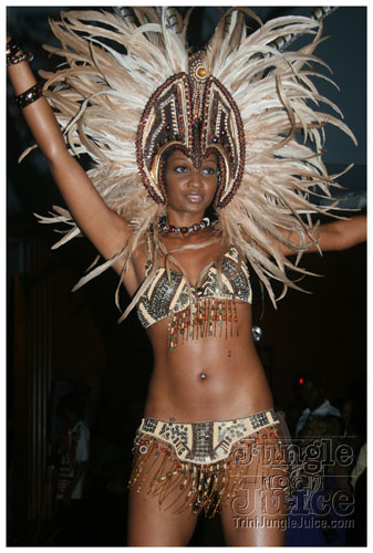 vale_bfast_party_ny_aug30-117