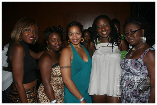 vale_bfast_party_ny_aug30-128