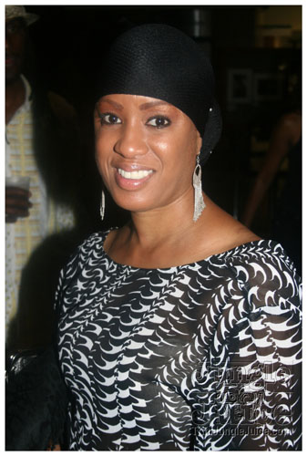 vale_bfast_party_ny_aug30-143