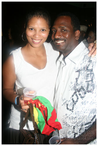 vale_bfast_party_ny_aug30-164