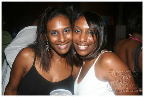 vale_bfast_party_ny_aug30-175