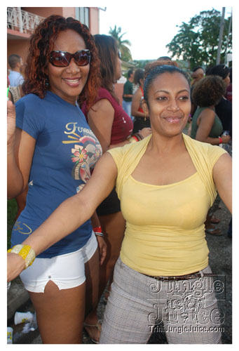 vale_bfast_party_2008-043