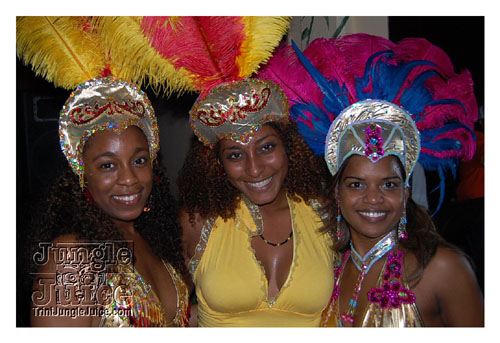 we_kinda_ting_launch_2k8-008