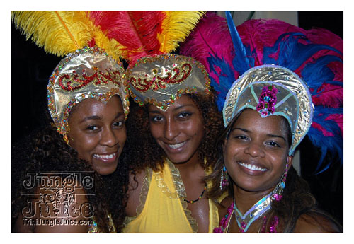 we_kinda_ting_launch_2k8-010