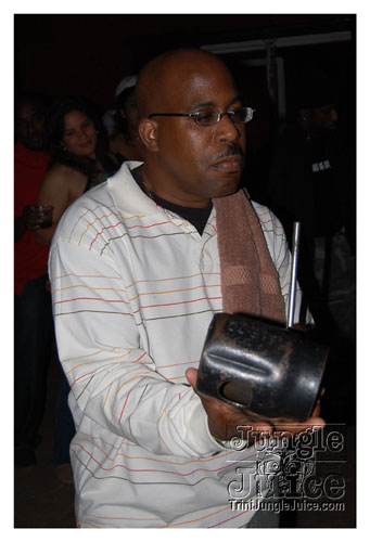 we_kinda_ting_launch_2k8-043