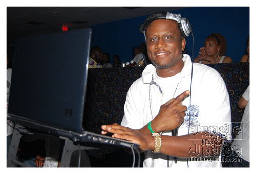 wearwhite_atl_may2k8-006