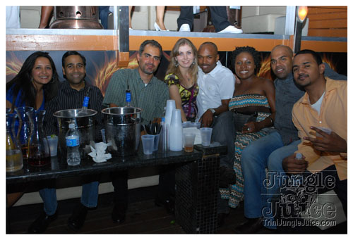 wednesday_on_the_roof_08-08