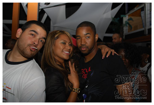 wednesday_on_the_roof_08-36