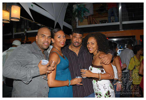 wednesday_on_the_roof_08-38