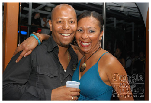 wednesday_on_the_roof_08-41