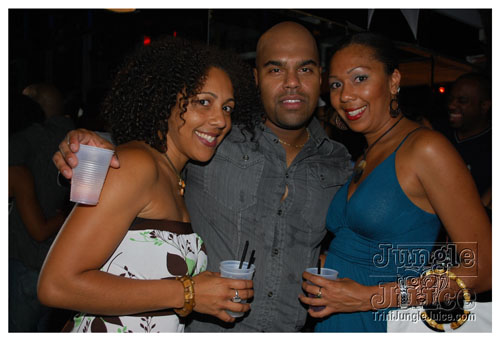 wednesday_on_the_roof_08-54