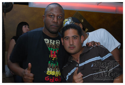 wednesday_on_the_roof_08-60