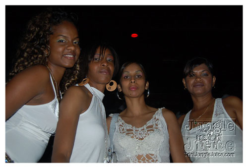 whiteout_fete_08-044