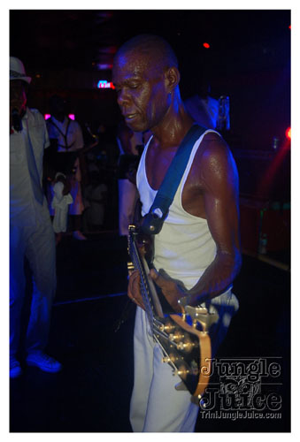 whiteout_fete_08-096