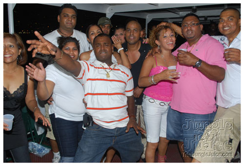 wukwineboatride_2k8-095