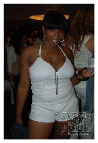 xclusv_creamsicle_2008-024