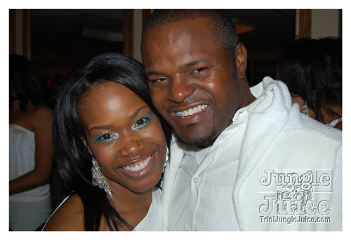 xclusv_creamsicle_2008-037