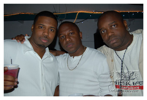 xclusv_creamsicle_2008-043