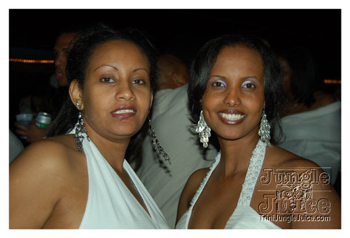 xclusv_creamsicle_2008-056