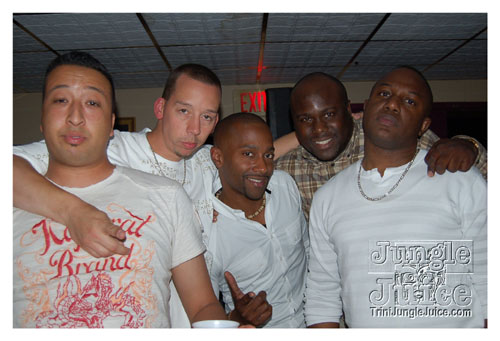 xclusv_creamsicle_2008-078