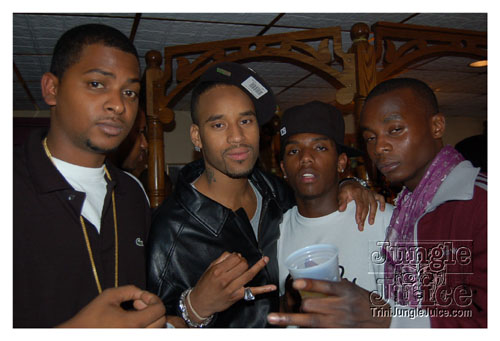 xclusv_creamsicle_2008-084