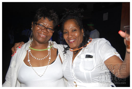 10th_annual_wear_white_may24-035