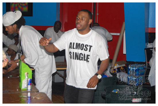 10th_annual_wear_white_may24-065