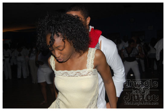 10th_annual_wear_white_may24-076